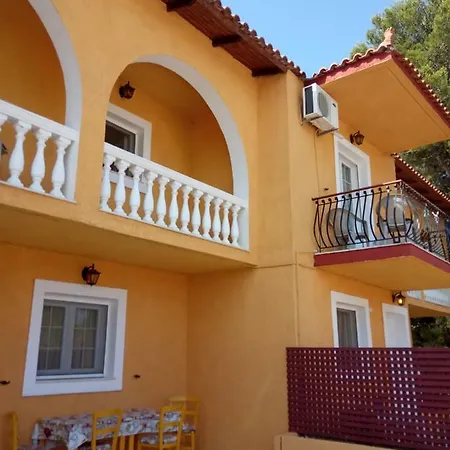 Paliostafida Beach Studios & Apartments