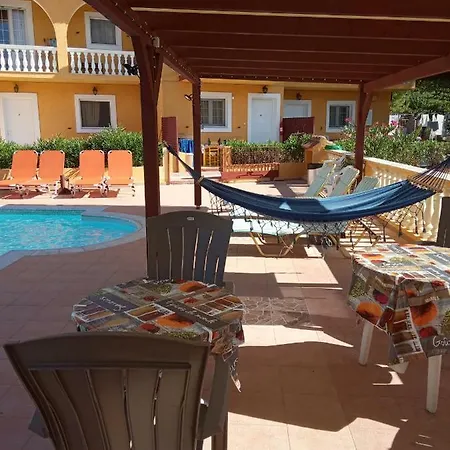 Hotel Paliostafida Beach Studios & Apartments